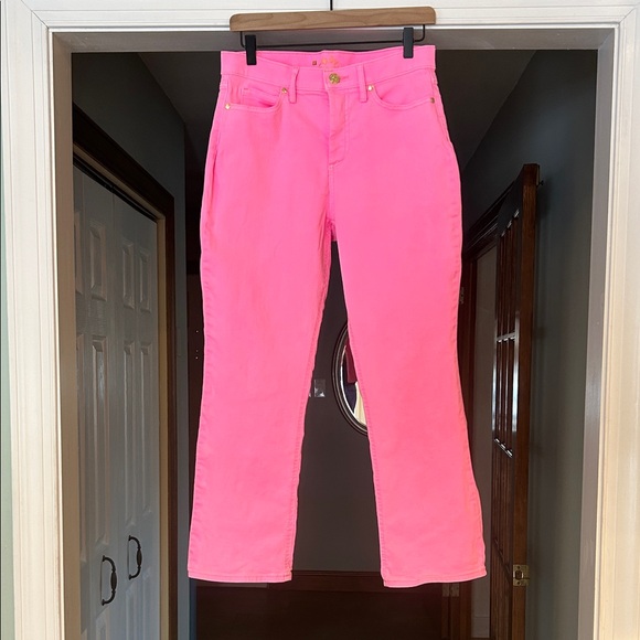 Lilly Pulitzer Denim - Lilly Pulitzer Cropped 27” Inseam Boot Leg Jeans Hot Bright Pink Sz 6